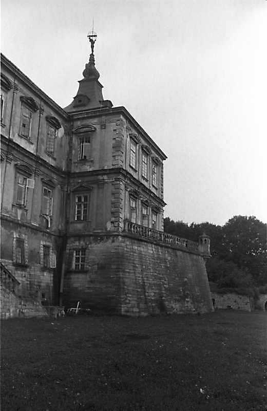 1988 р. Західна башта. Вигляд з…