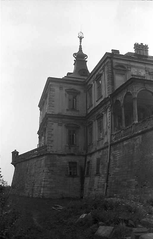 1988 р. Західний рів,…