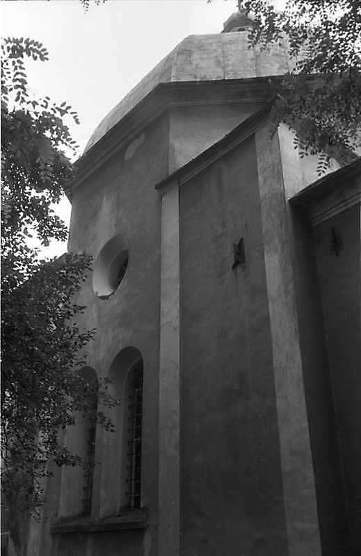 1988 р. Фрагмент бічного фасаду.…