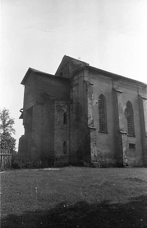 1988 р. Притвор і нава. Вигляд з…