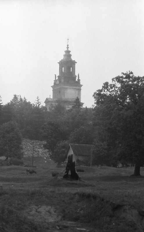 1988 р. Башта костелу. Вигляд з…