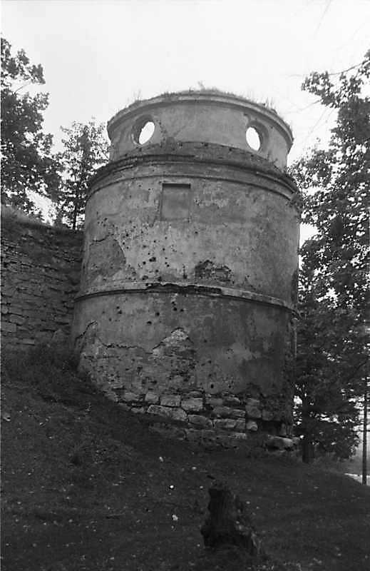 1988 р. Південно-західна башта (6).…