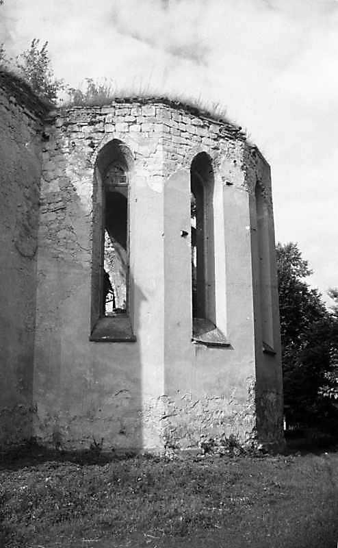 1988 р. Південне рамено трансепту.…