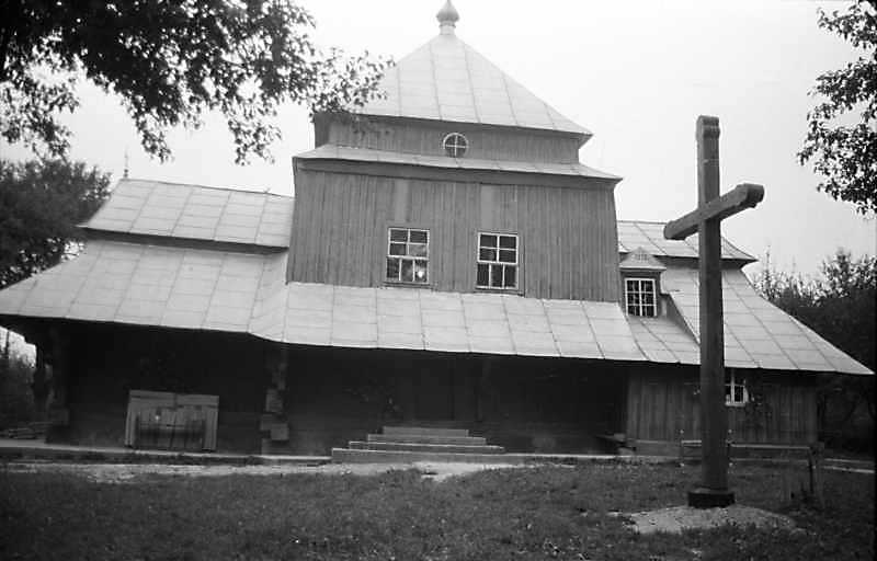 Церква Покрови 1714 р. (дерев.) [Шематизм єпархії Перемиської на 1925 р., с.… Церква Покрови