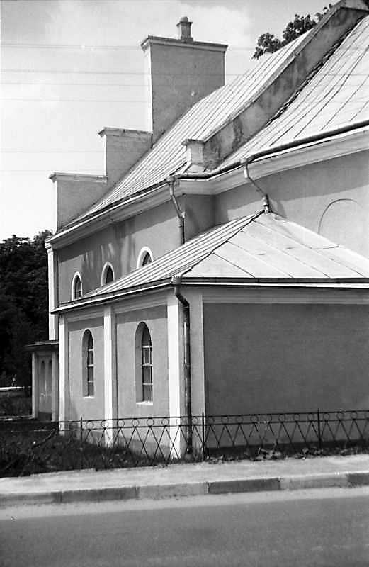 1989 р. Бічний фасад. Вигляд з позиції…