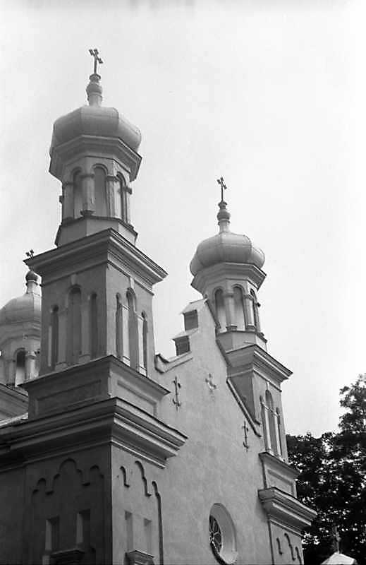 1989 р. Фронтон західного фасаду.…