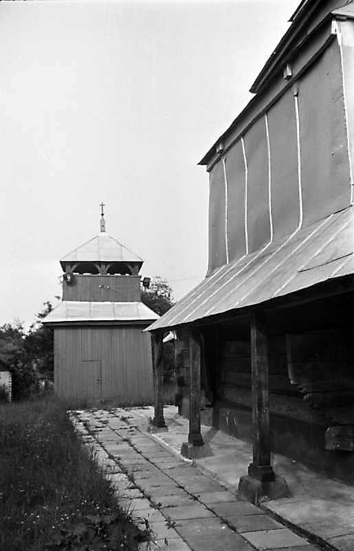 1989 р. Дзвіниця і північний фасад…