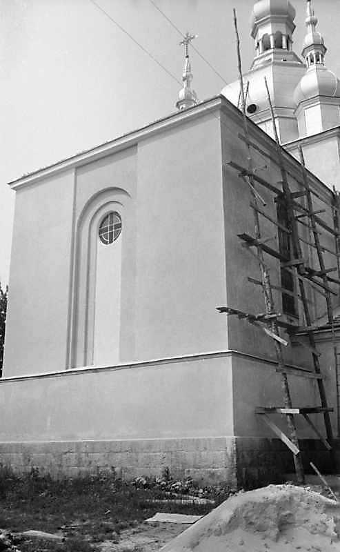 1989 р. Вівтар. Вигляд з північного…