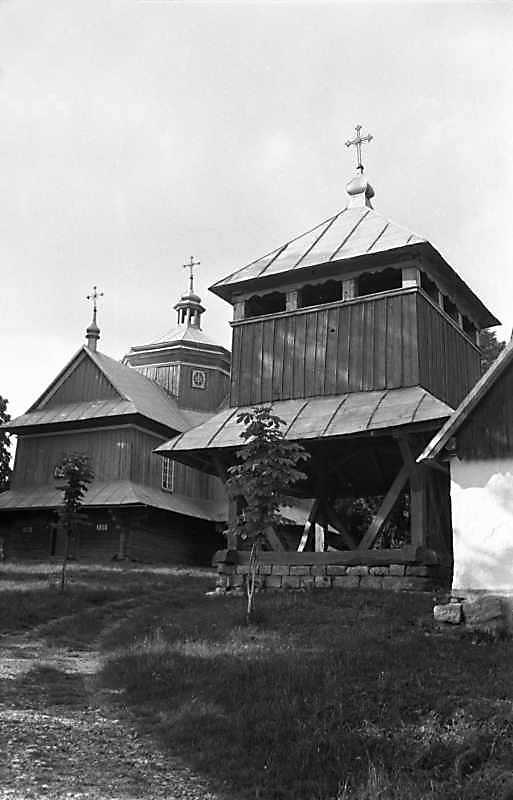 1989 р. Церква і дзвіниця. Вигляд з…