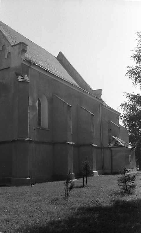 Бічний фасад