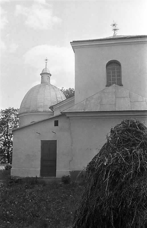 Північна каплиця і вівтар