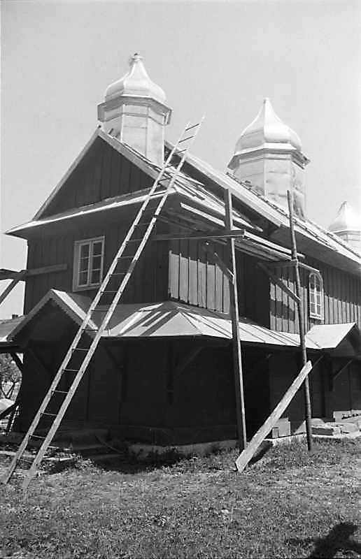 1989 р. Бабинець і нава. Вигляд з…