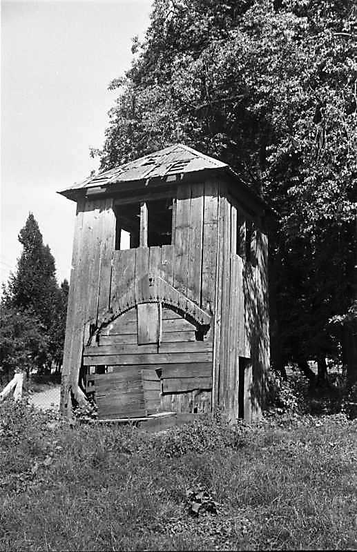 1989 р. Дзвіниця. Вигляд із заходу