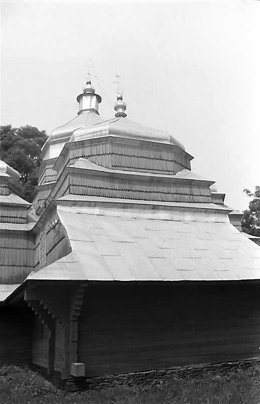 1989 р. Вівтар. Вигляд зі сходу