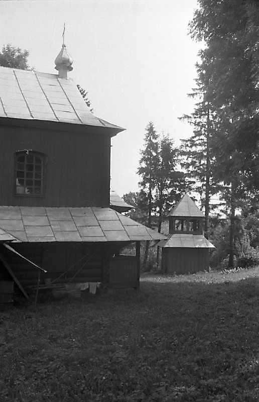 1989 р. Бабинець церква і дзвіниця.…