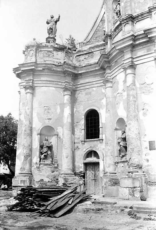 1989 р. Західна частина головного…