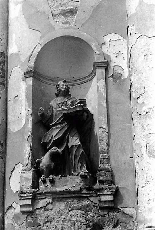 Ніша з постаттю євангеліста Іоана