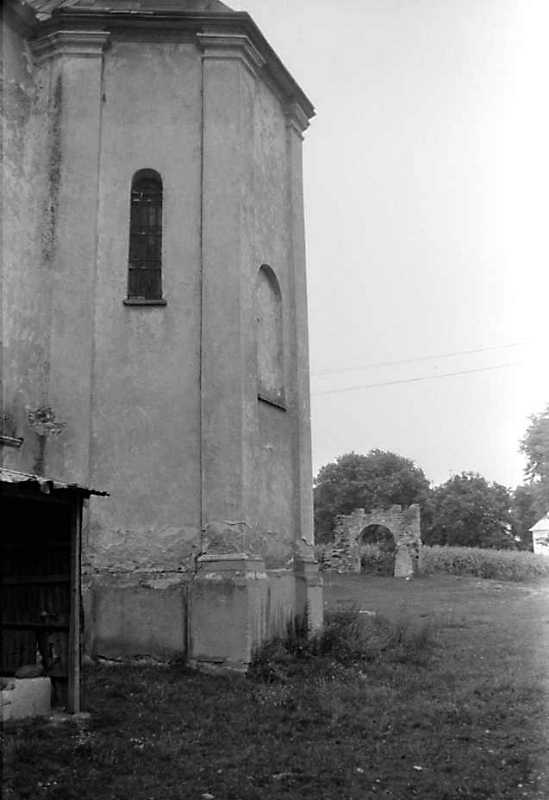 1989 р. Південне рамено трансепту…