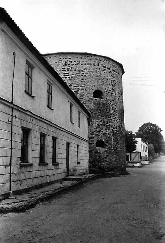 1989 р. Корпус 6 і башта 7. Вигляд з…