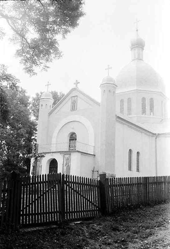 Бабинець і нава