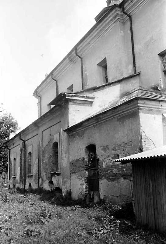 1989 р. Бічний фасад. Вигляд з позиції…