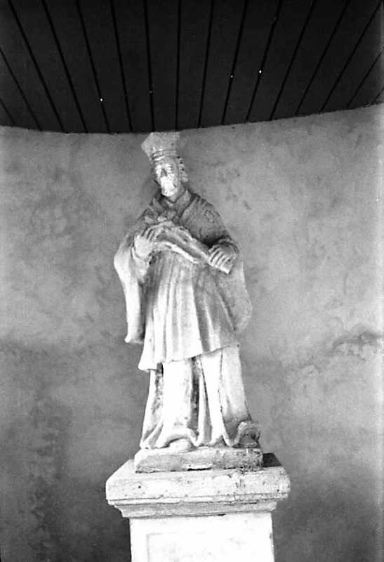 1989 р. Постать святого в інтер’єрі