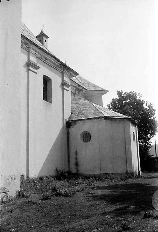 1989 р. Бічний фасад і каплиця. Вигляд…