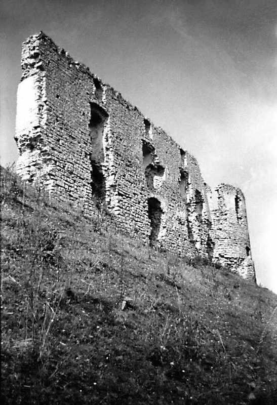 1989 р. Мур 3 і башта 2. Вигляд з…