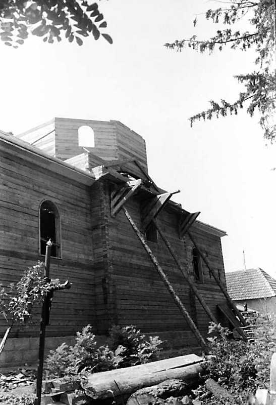 Бічний фасад