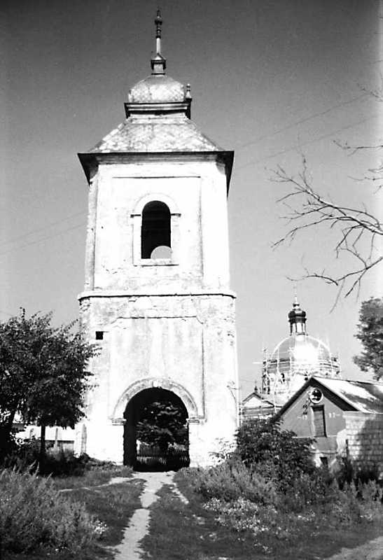 1989 р. Дзвіниця. Вигляд з південного…
