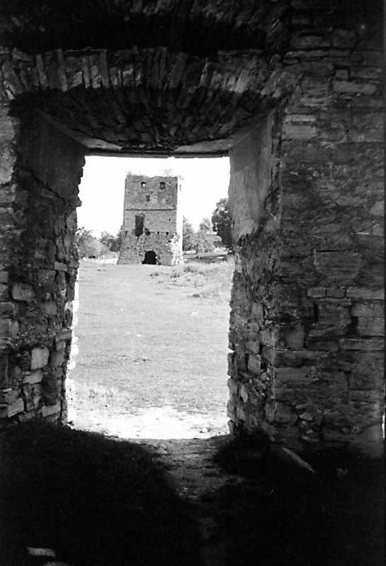 1989 р. Вид на башту крізь двері…