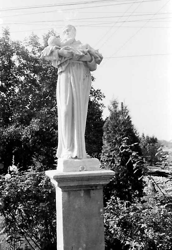 1989 р. Фігура св.Христофора біля…