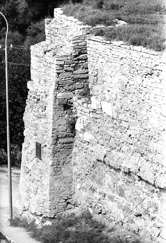 Фрагмент південної стіни
