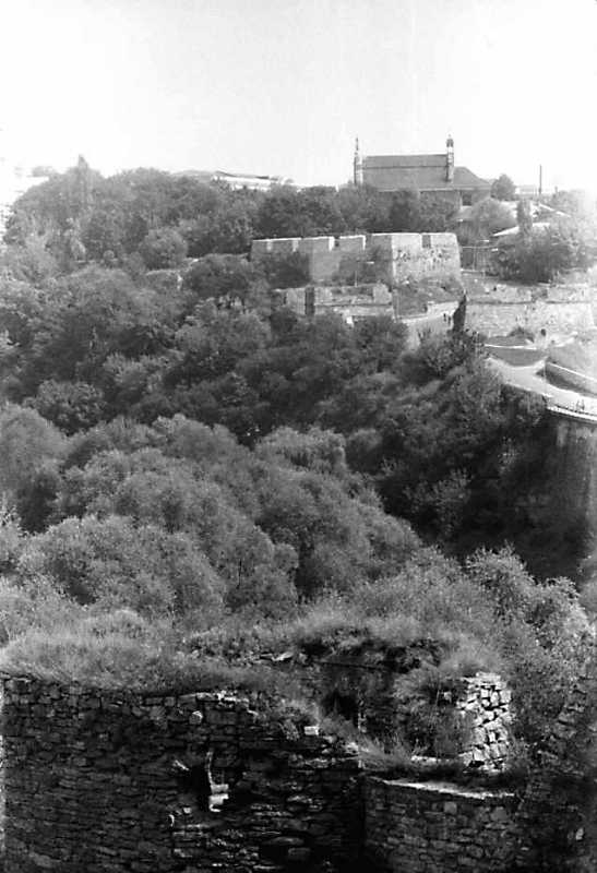 1989 р. Костел тринітарів, Вірменський…