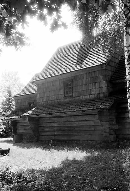 1990 р. Вівтар і нава. Вигляд з…