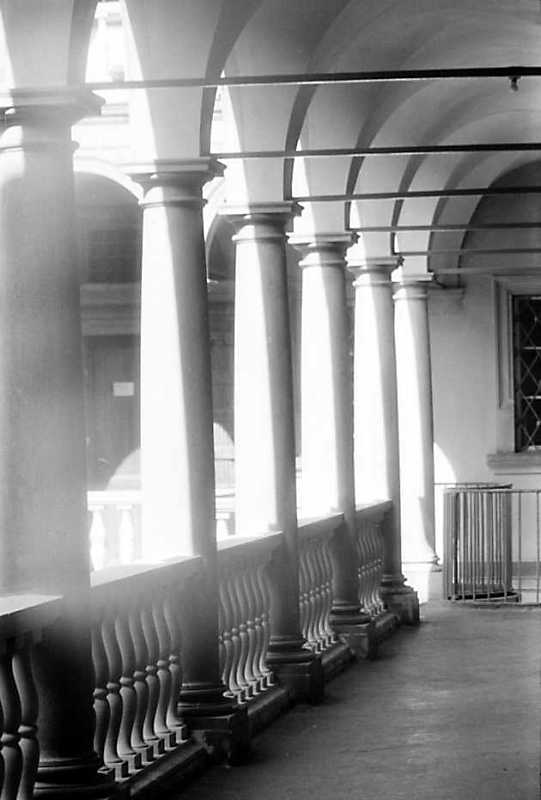 1990 р. Галерея 2-го поверху. Вигляд…