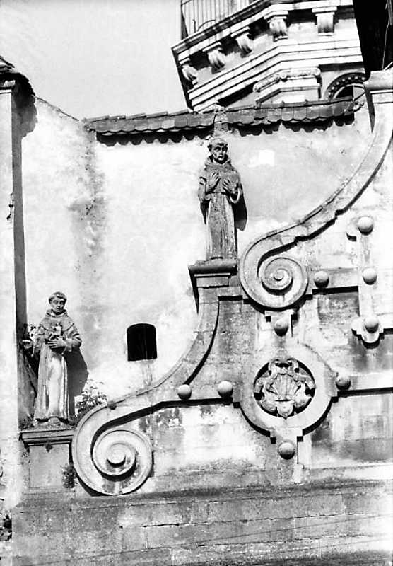 Ліва волюта