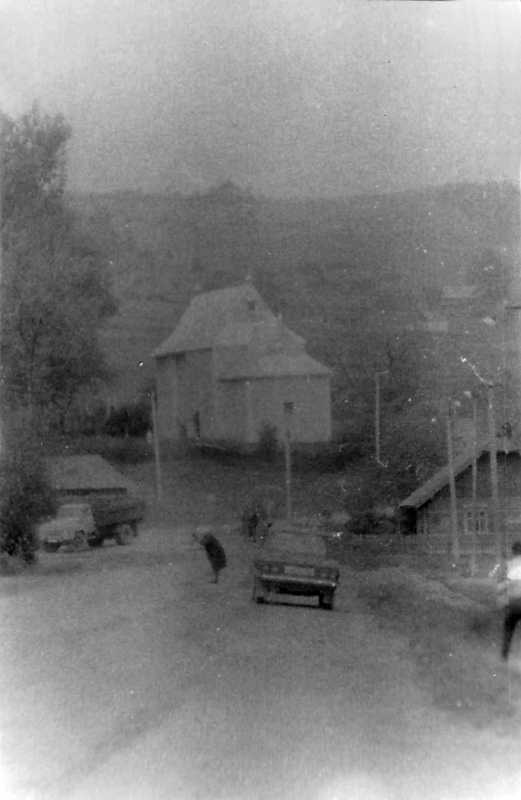 1990 р. Вигляд з південного сходу у…