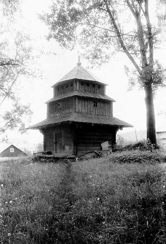 1990 р. Дзвіниця. Вигляд з північного…