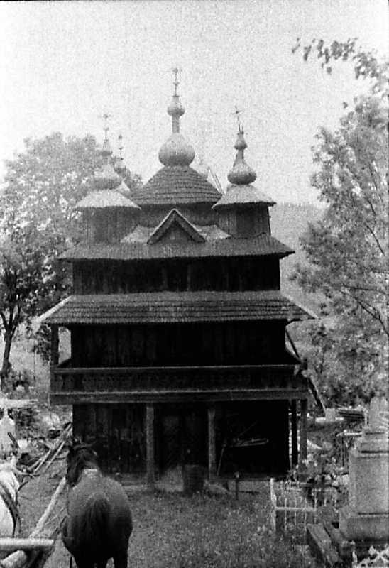 1990 р. Дзвіниця. Вигляд із заходу