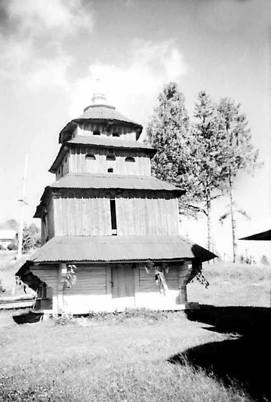 1990 р. Дзвіниця. Вигляд з позиції С1