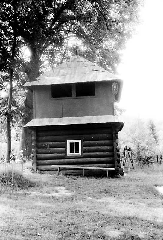 1990 р. Дзвіниця. Вигляд з позиції С2