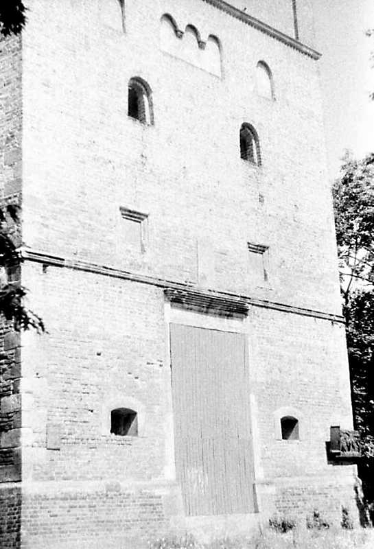 1990 р. Нижня частина…