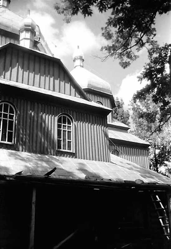 1990 р. Нава і вівтар. Вигляд з…