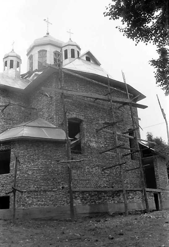 1990 р. Бічний фасад. Вигляд з позиції…