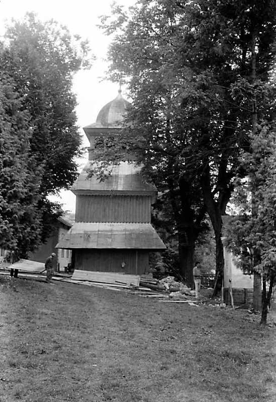 1990 р. Дзвіниця. Вигляд із заходу