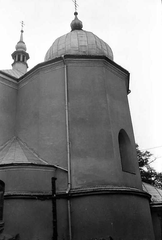 1990 р. Вівтар. Вигляд з південного…