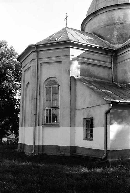 1990 р. Вівтар. Вигляд з північного…