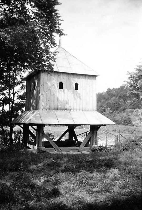 1990 р. Дзвіниця. Вигляд зі сходу