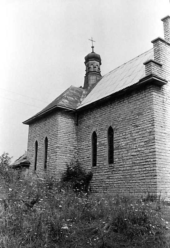 Бічний фасад